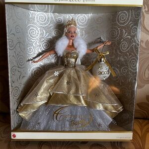2000 Happy Holidays Barbie Doll